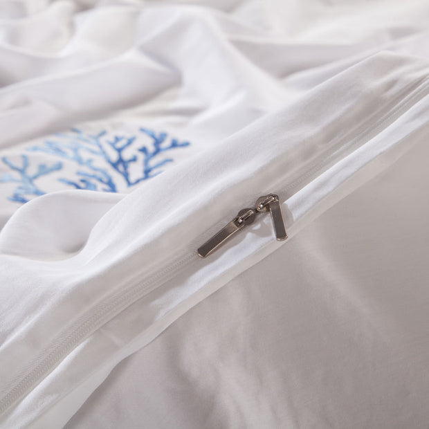 Four-Piece Nordic Style Bedding Set – Simple Solid Color Quilt Cover & Sheets